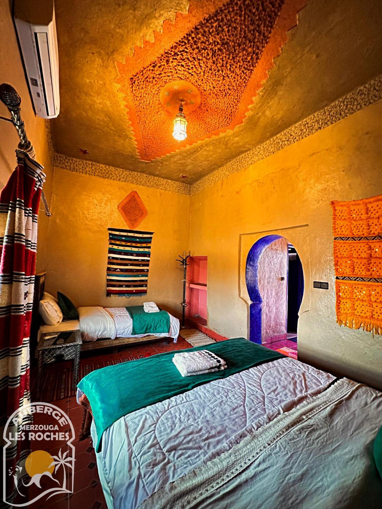 Riad Les Roches Merzouga Extérieur photo
