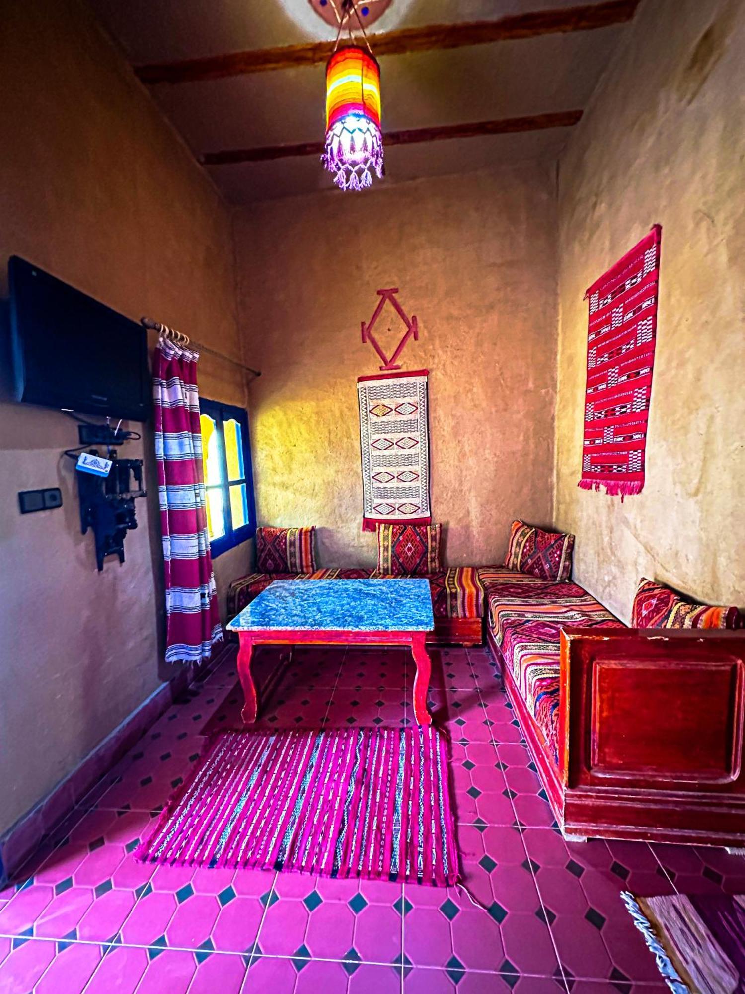 Riad Les Roches Merzouga Extérieur photo