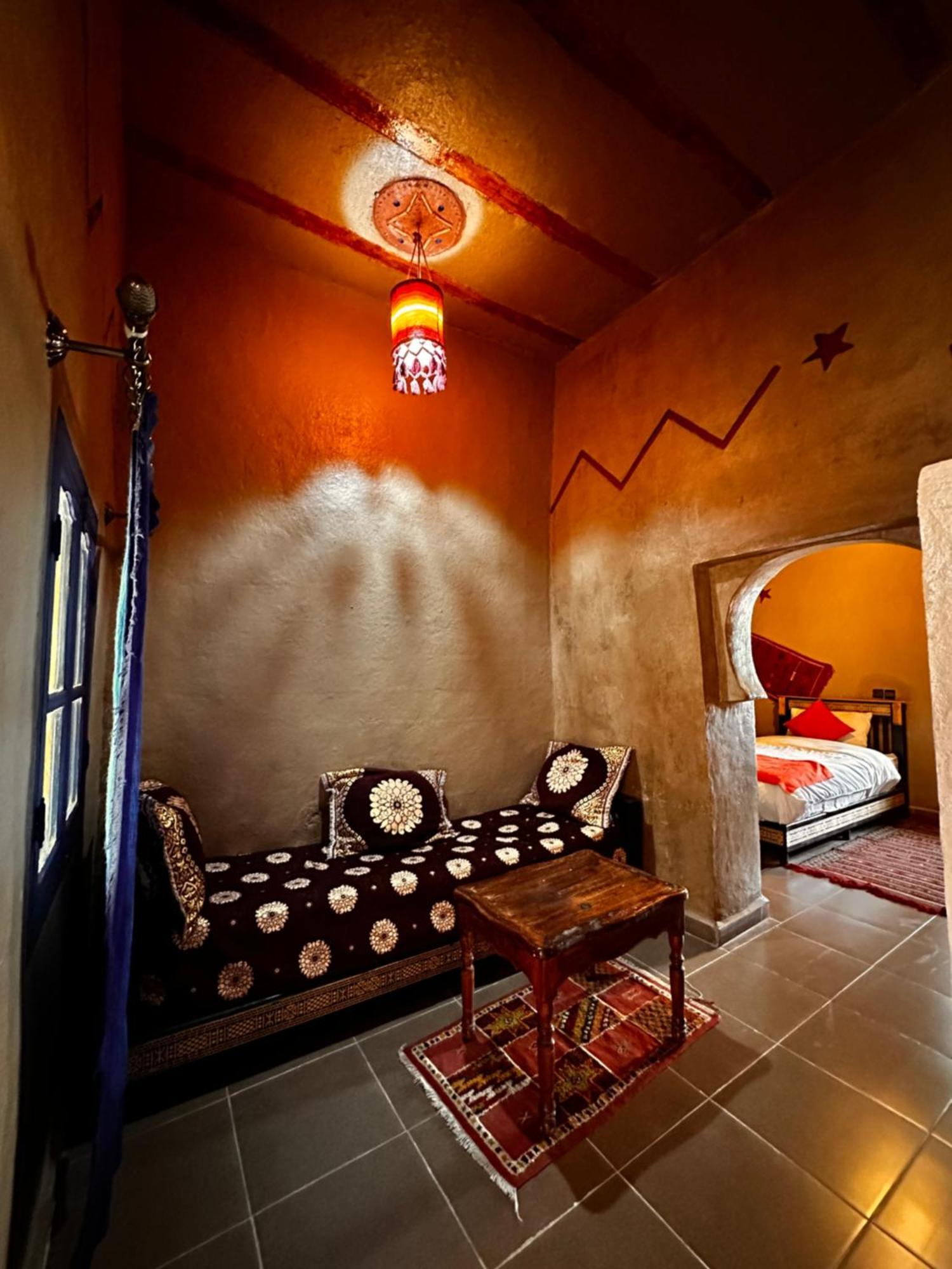 Riad Les Roches Merzouga Extérieur photo
